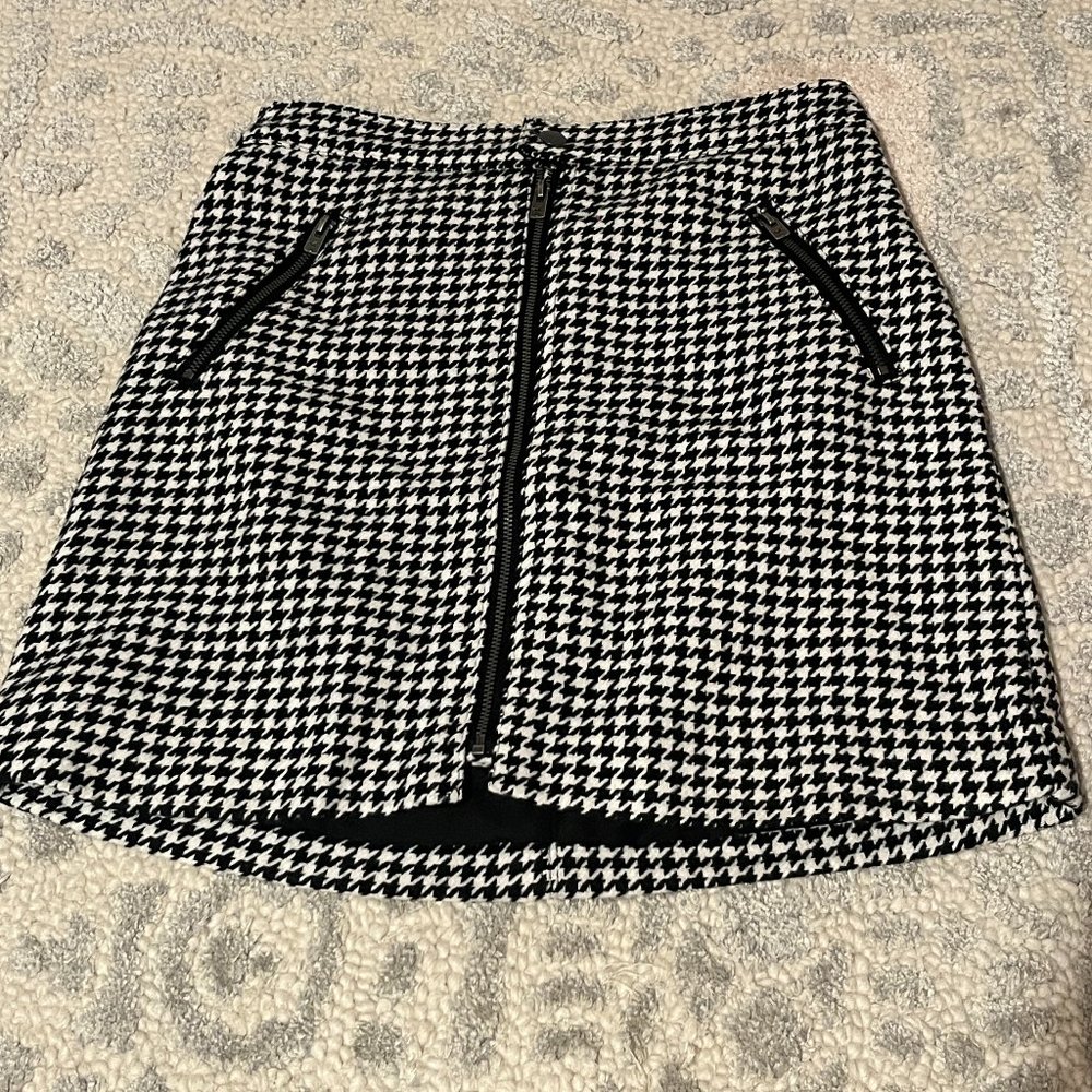 Hollister Houndstooth Mini Zipper Skirt (NWT)